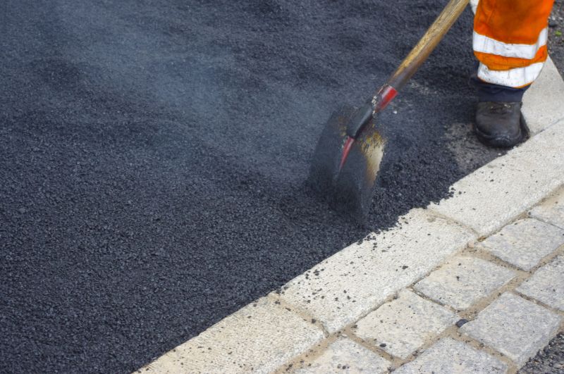 Asphalt Curb Service