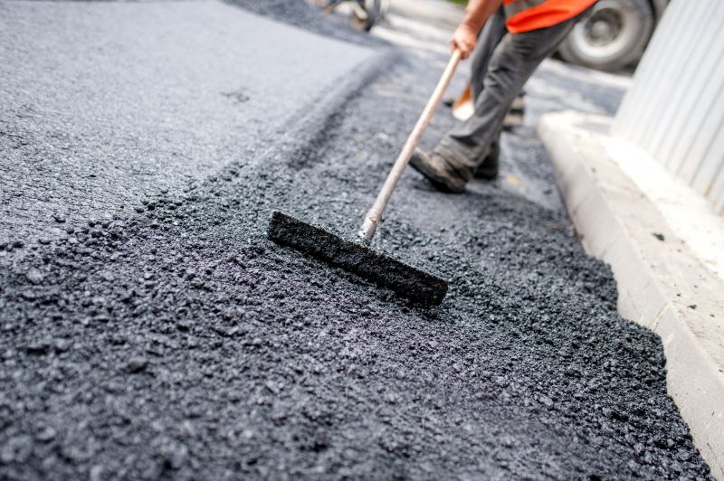 Asphalt Curb Service